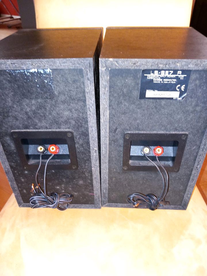 Kenwood Stereo Receiver Tuner Verstärker CD Boxen in Bonn