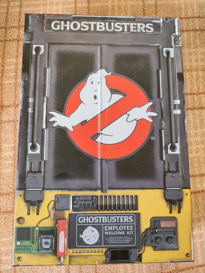 Ghostbusters Employee Welcome Kit Film Gadgets Doctor Collector E in Künzelsau