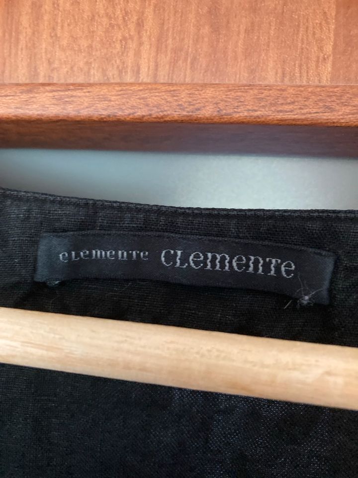 Tunika Schwarz Elemente Clemente gr 4(XL) getragen in Planegg