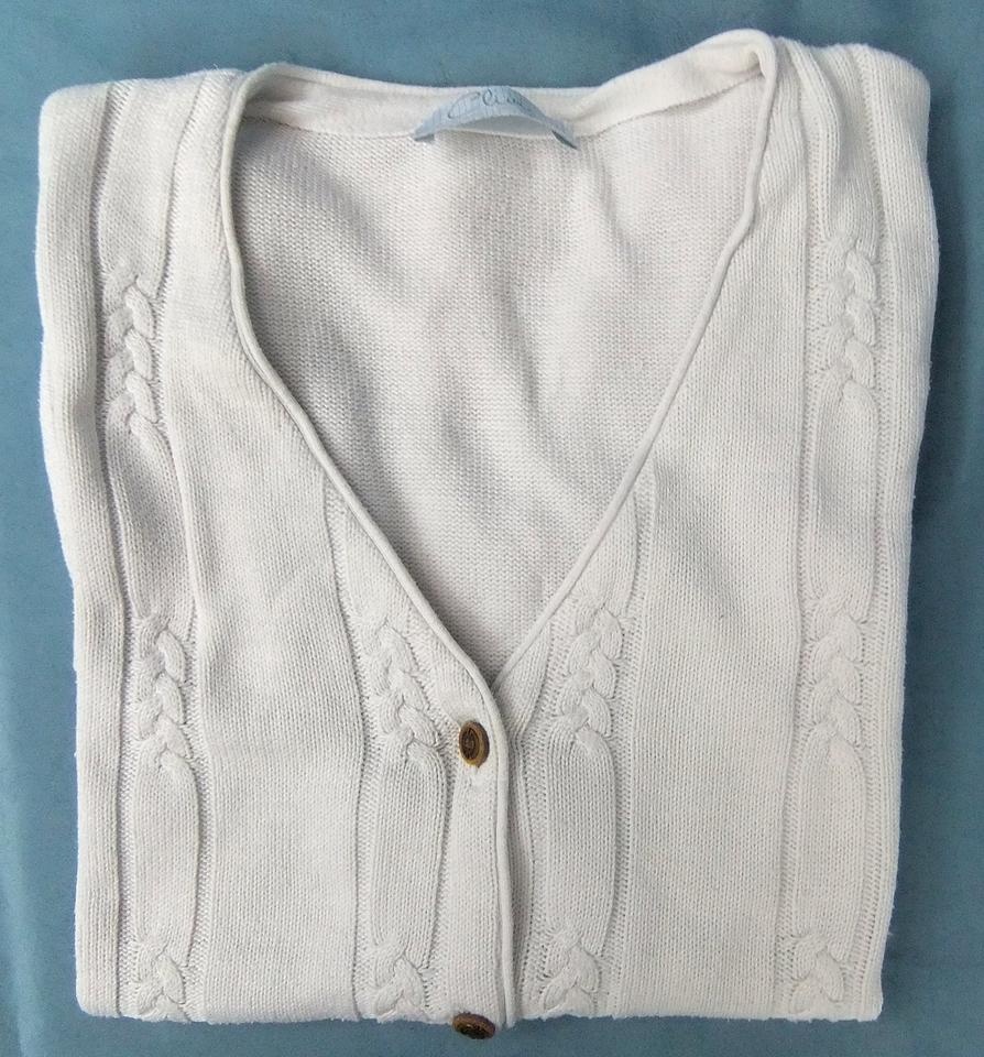 Strickjacke kurzärmlig - von Olivia Ckassic Collection - Gr. 50 in Groß-Gerau