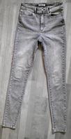 Only Onlwau Röhrenjeans grau Gr. 26 neu ohne Etikett Rheinland-Pfalz - Berndroth Vorschau