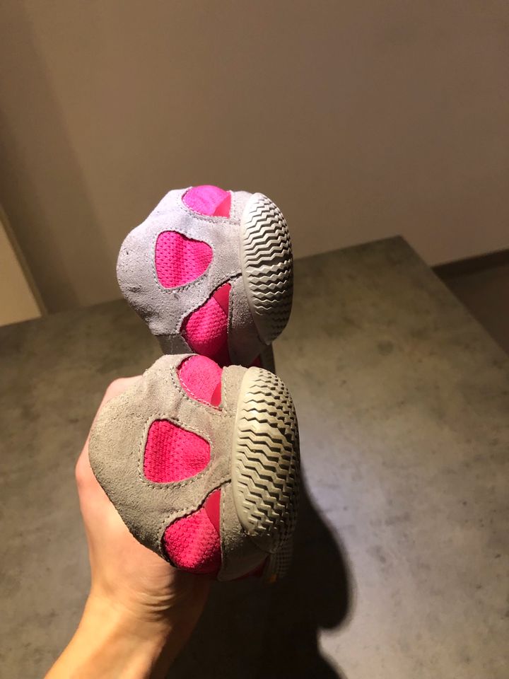 Vibram Zehenschuhe Barfußschuhe Größe 38 Pink in Renchen