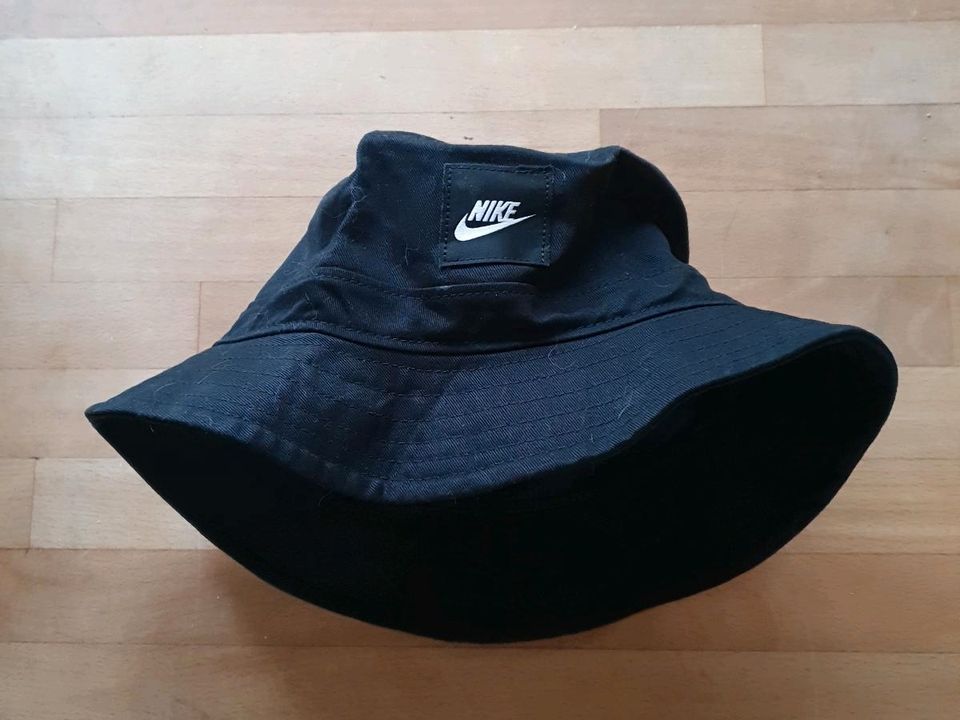 *Neu* Nike Bucket Hat futura black Mütze Sonnenhut in Dortmund