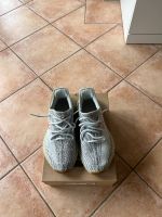 Yeezys, Adidas Yeezy Boost 350 V2 Blutin Niedersachsen - Hermannsburg Vorschau