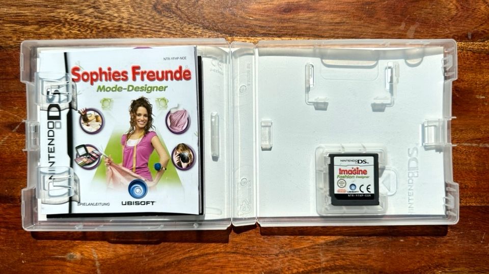 Nintendo DS Spiel ‚Sophies Freunde - Mode Designer‘ in Freiburg im Breisgau