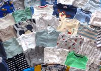 100 tlg Baby Erstausstattung Junge Paket Kleidung Sachen Gr.50-68 Rostock - Toitenwinkel Vorschau
