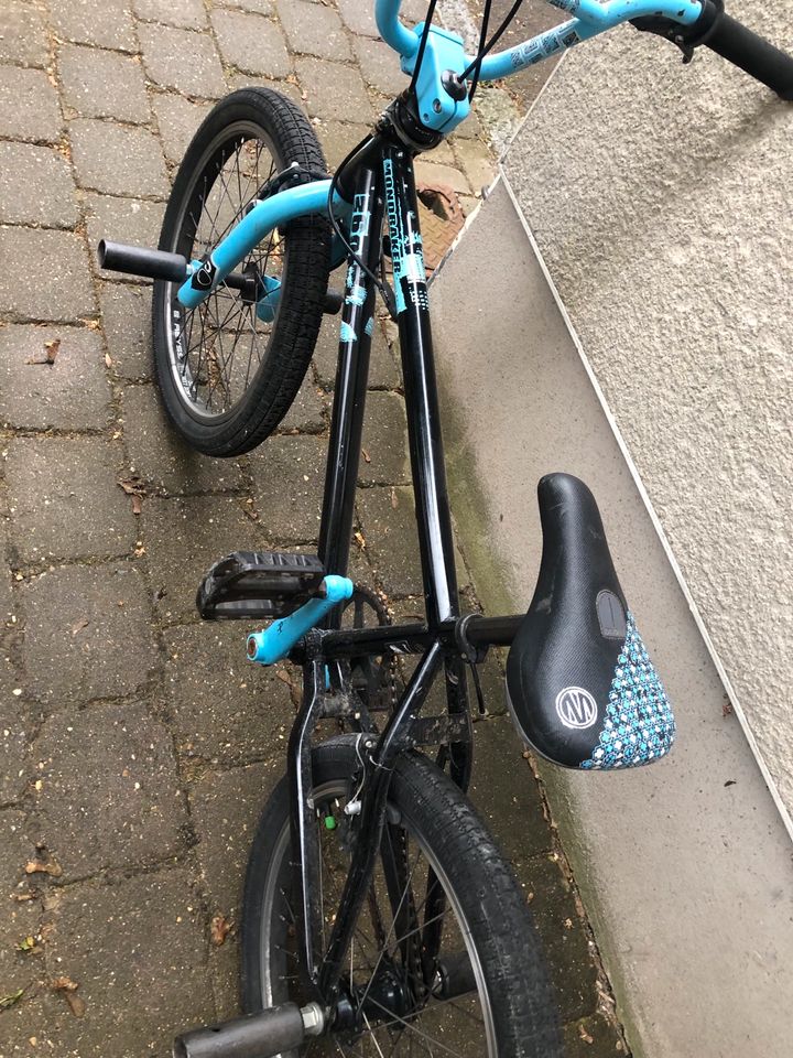 BMX blau (360grad) in Ulm