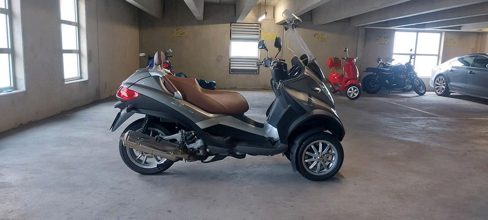 Piaggio MP3 500 LT Business mt wenig km in Nürnberg (Mittelfr)