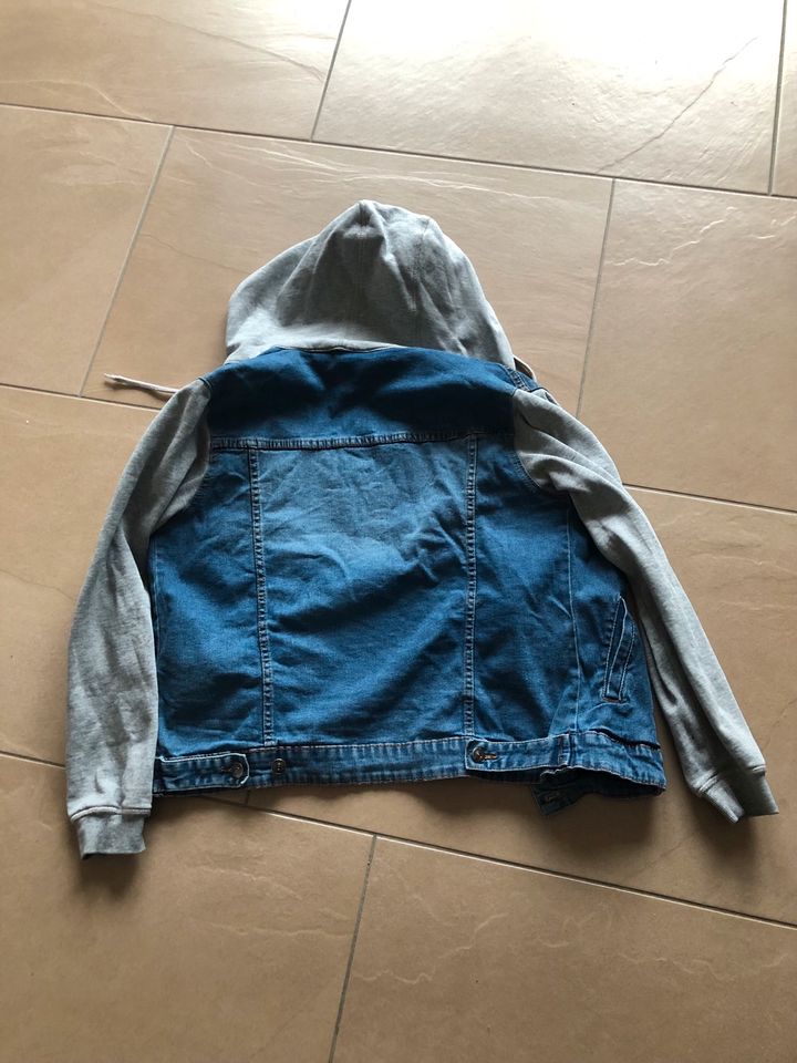 Esmara Jeans/Hoodie-Jacke 55x38cm NEUWERTIG in Bevern (Holstein)