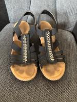 Rieker Sandalette Schuh Gr. 39 schwarz mit Steinapplikationen Niedersachsen - Ahlerstedt Vorschau