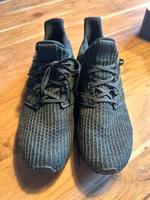 Adidas Ultraboost Triple Black Original 47/48 Niedersachsen - Celle Vorschau