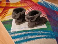 Verkaufe UGG Damen Mini Bailey Bow Ribbon Classic Boot Brandenburg - Wendisch Rietz Vorschau