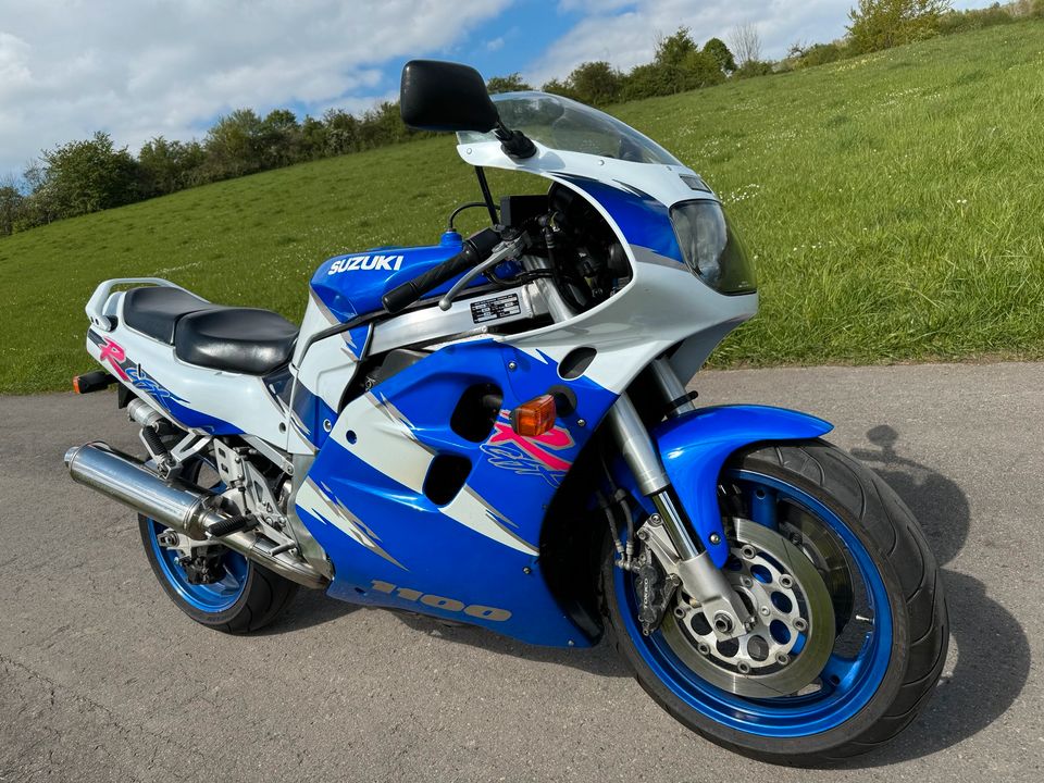 SUZUKI GSX-R 1100 GU75B in Höxter