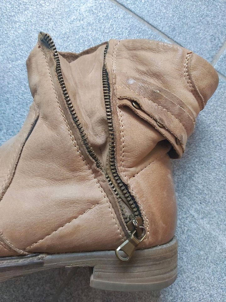 Leder Boots Neuwertig Größe 36/37 Braun bequem Stiefeletten in Wülfrath