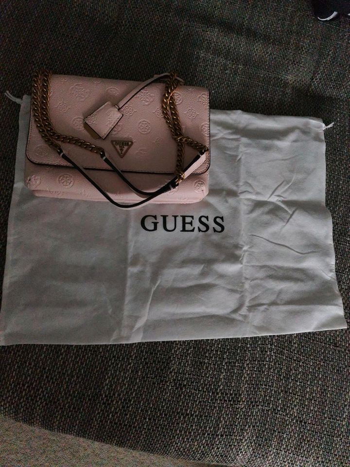 Guess Handtasche in Öhringen