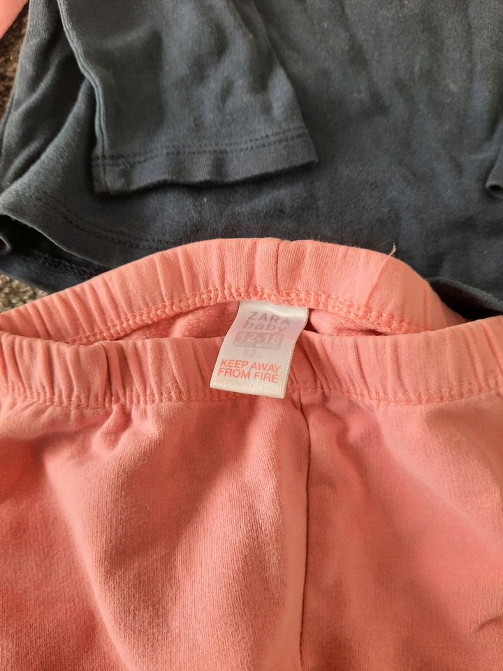 Kleiderpaket Set Shirts, leggings, jean 9TeileT.Tailor Zara 74 80 in Muggensturm