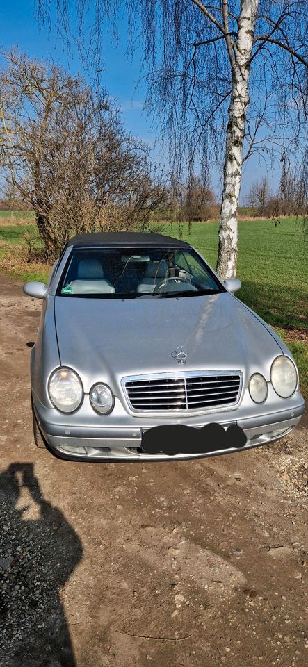 Mercedes CLK Cabrio W208 in Zeitz