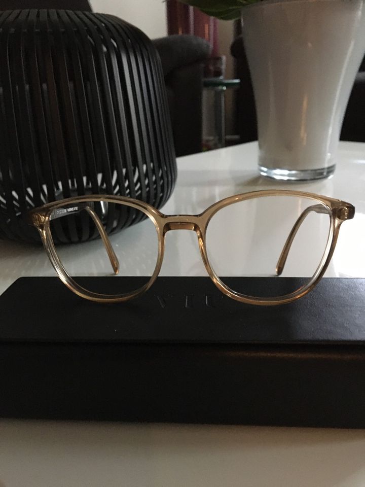 VIU Brille Brillengestell in Hamburg