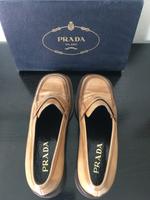 PRADA Schuhe Gr.40,5 Beige Klassiker Niedersachsen - Stadthagen Vorschau