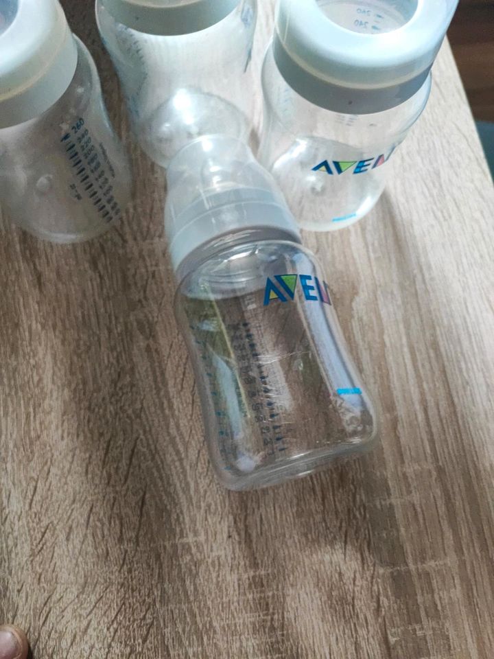 Babyflaschenset Avent vaporisator flaschenwärmer trinkflaschen in Naumburg 