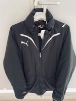 Puma Jacke Größe L mit Kapuze Berlin - Reinickendorf Vorschau
