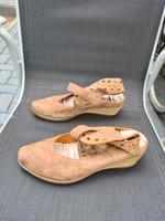 Think Pumps 40,5 Nordrhein-Westfalen - Recklinghausen Vorschau