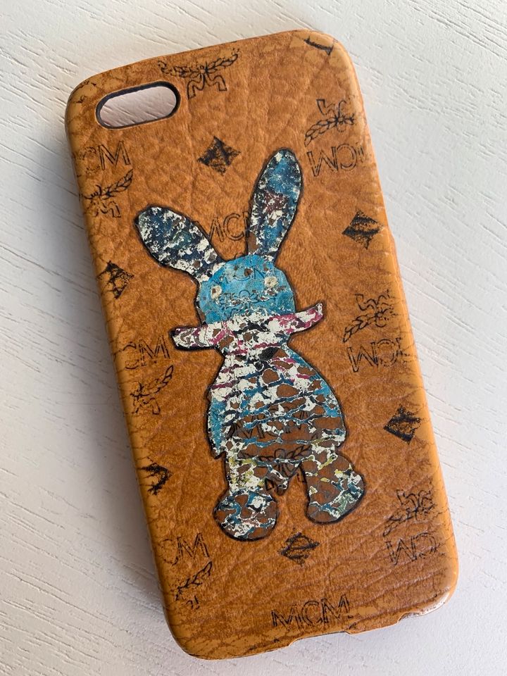 MCM iPhone 5 handy case Hülle Tasche Rabbit Hase in Hessen - Allendorf | Apple  iPhone gebraucht kaufen | eBay Kleinanzeigen ist jetzt Kleinanzeigen