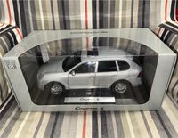 Modellauto 1:18 NOREV Porsche Cayenne-S Dealer OVP Frankfurt am Main - Nordend Vorschau