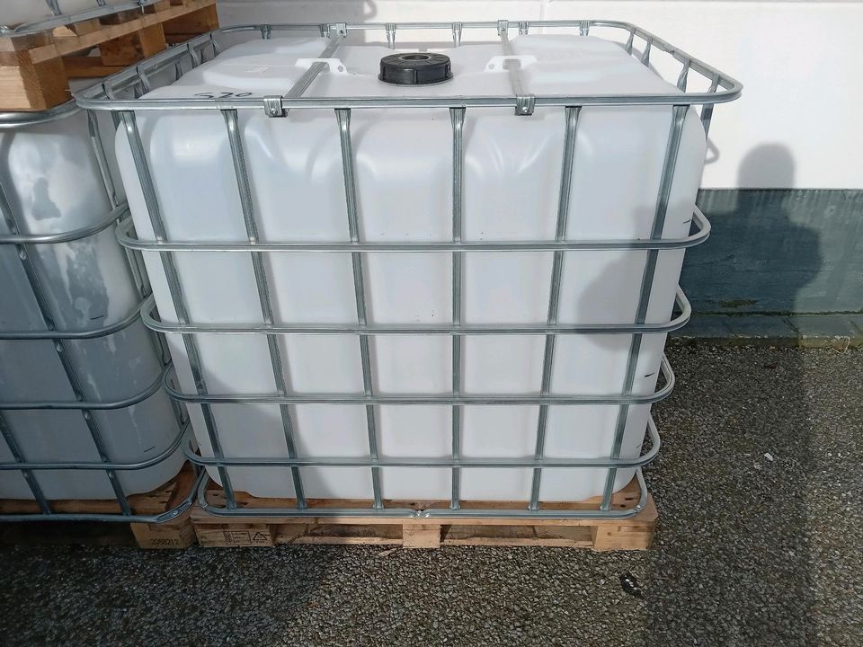 IBC CONTAINER  WASSERTANKS 1000 L. in Essen