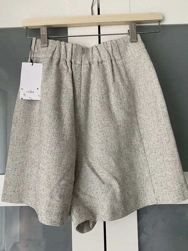 Eveyln Strass Bijou Shorts Japan kawaii tweed Perlen in Düsseldorf