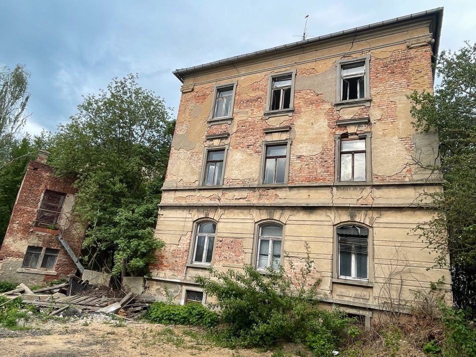 Denkmalgeschützte Stadt Villa mit acht Wohnungen zu verkaufen in Zittau