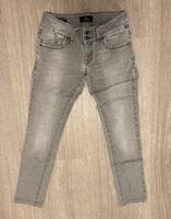 LTB Molly Jeans Damen Low Rise Super Slim - hell grau - 29/30 Bayern - Erlenbach am Main  Vorschau