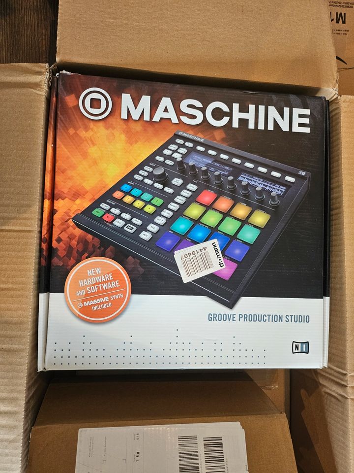 Native Instruments Maschine MK2 Black OVP in Lollar