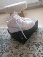 Originale Nike Jordans Mädchen Größe 38 Hessen - Alsfeld Vorschau