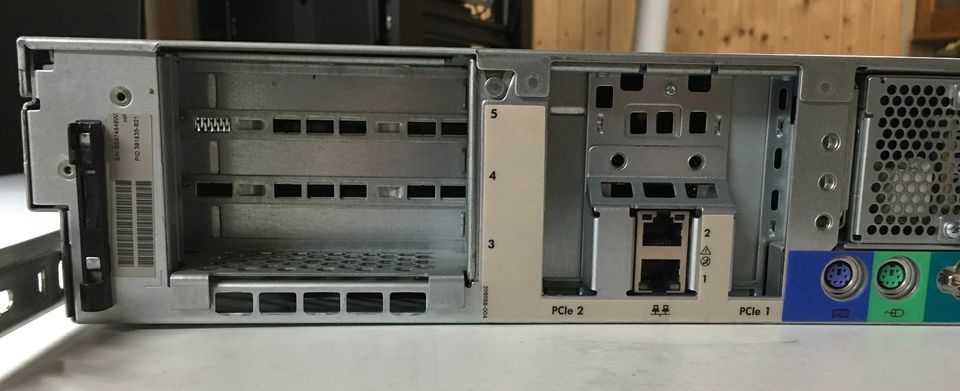 HP ProLiant DL380 G5, 64GB RAM, 8x HDD mit reichlich Zubehör in Böbingen an der Rems