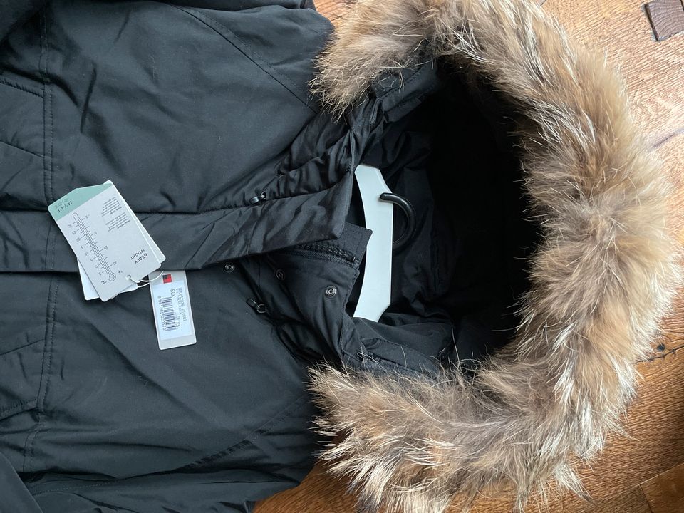 Woolrich Parka Größe XS NEU in Reutlingen