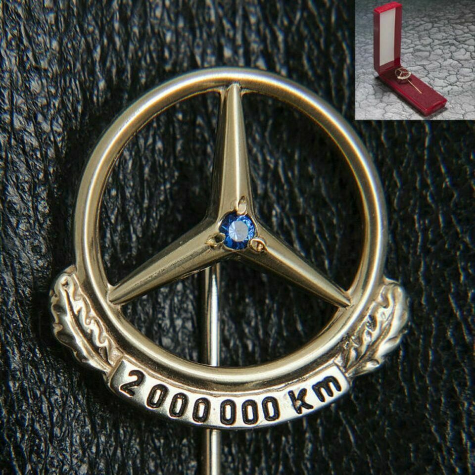 Mercedes Benz 333 8K Gold Pin 2.000.000 - 2000000 Km Poliert Sammler Neuwertig Top Versand Händler DHL Geschenk Echt in Igel