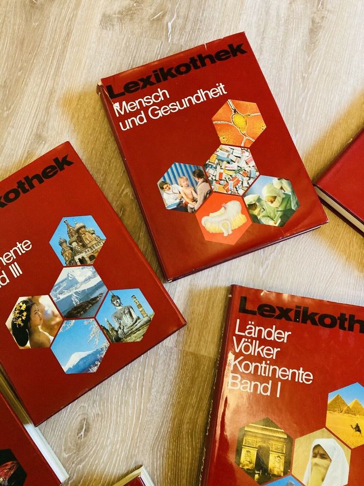 Bücher / Lexikothek in Itzstedt