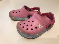 Crocs rosa Hello Kitty Größe 22/23 Hessen - Freigericht Vorschau