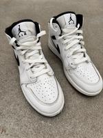 Nike Air Jordan 1 Mid, Größe 40 Hessen - Egelsbach Vorschau