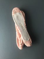 Ballettschuhe NEU - Größe 7 - rosa Hessen - Maintal Vorschau