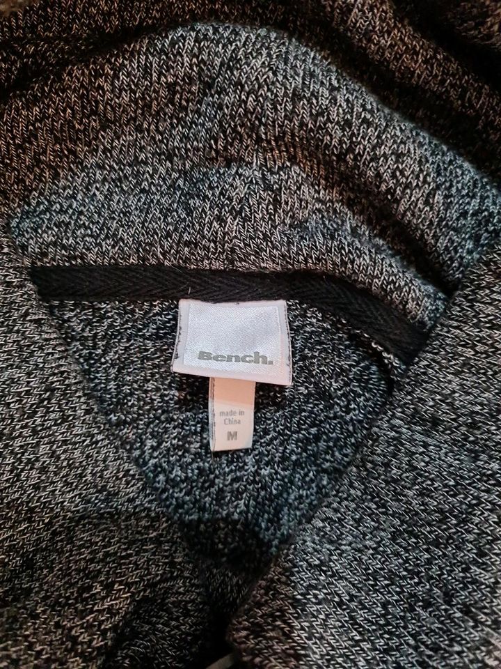 Bench Pullover in Quarnbek