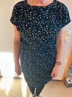 Kleid gemustert blau weiß L Vero Moda Sachsen - Schneeberg Vorschau