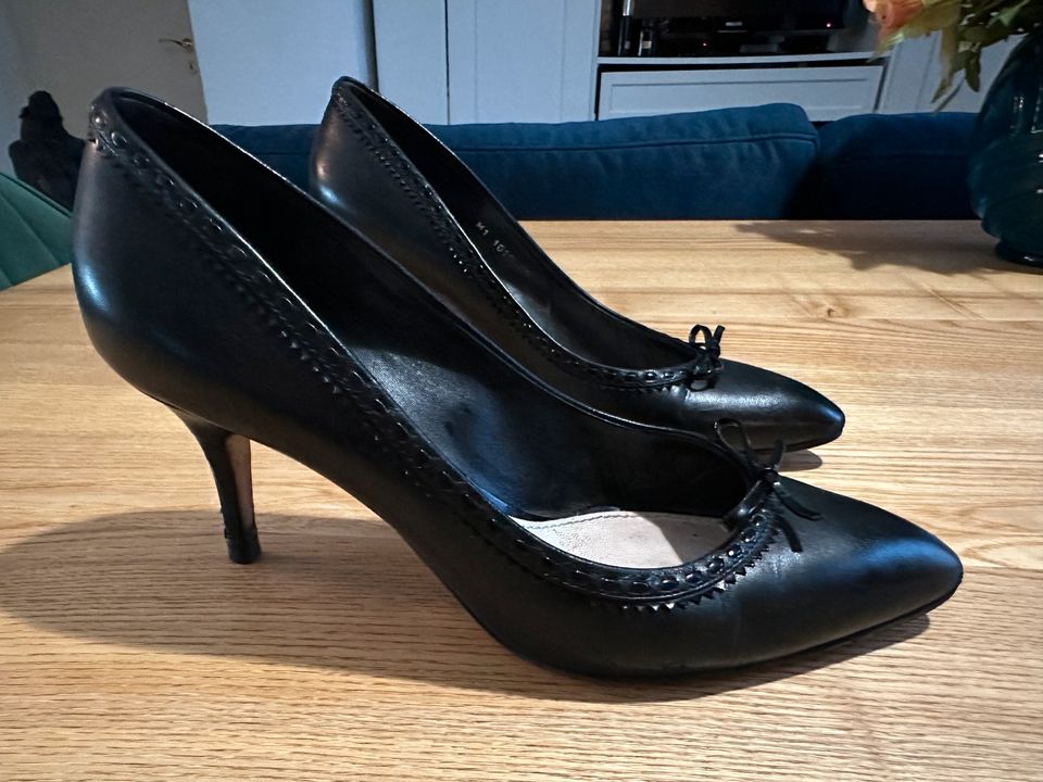 Dior Pumps klassisch schwarz in Frankfurt am Main