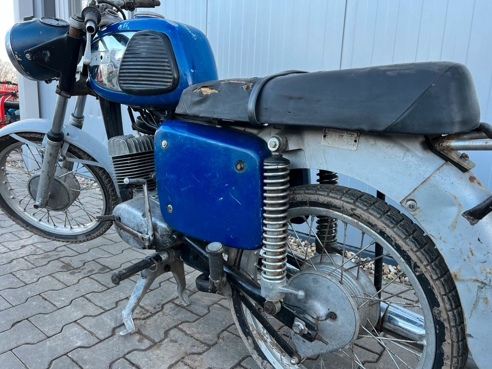 MZ TS150 TS 150 1981 Motorrad DDR ETS 250 M86 in Osterweddingen