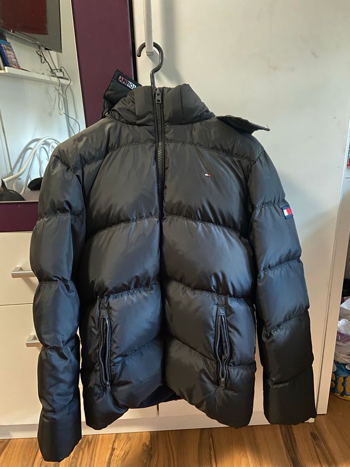 Tommy Hilfiger Pufferjacke in Bochum