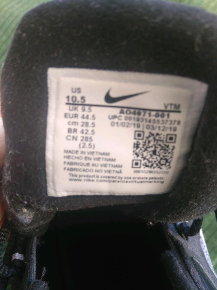 Nike Air 70 react 44,5 in Witten