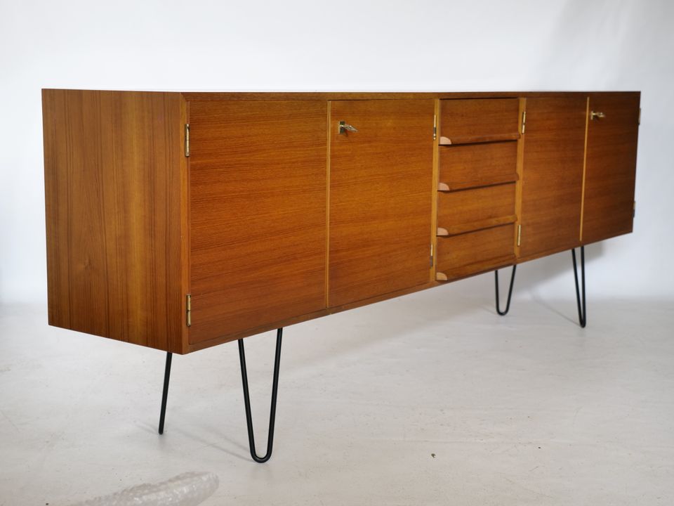 Teak Sideboard 60er Jahre Kommode Vintage Mid-Century Schrank in Mainz