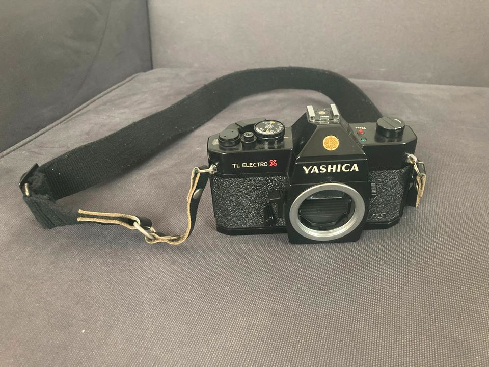 Yashica TL Electro X ITS 35mm Vintage Spiegelreflexkamera in Hausen Oberfr.