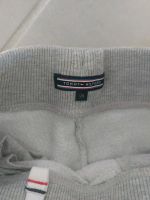 Tommy hilfiger Jogginghose Größe 128 Hessen - Herborn Vorschau